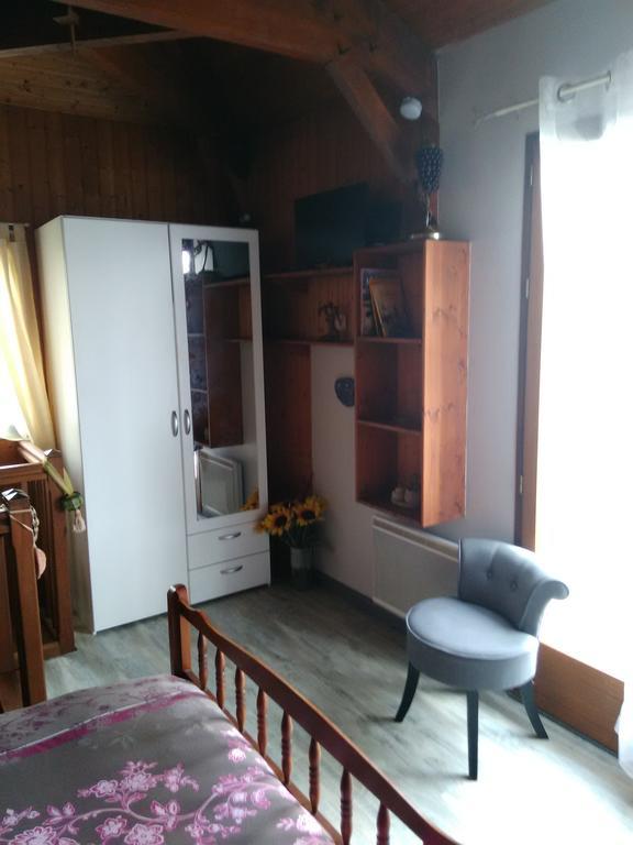 Chambre Chez L'Habitant Ambares-et-Lagrave Eksteriør billede