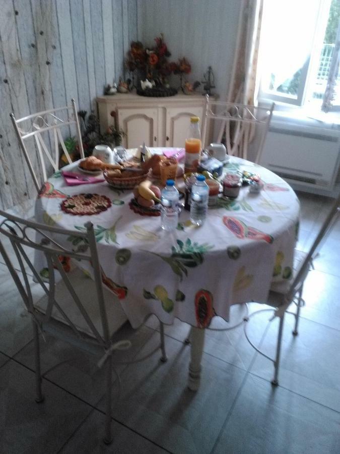Chambre Chez L'Habitant Ambares-et-Lagrave Eksteriør billede